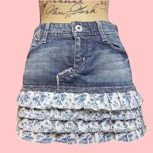 VINTAGE GUESS SKIRT